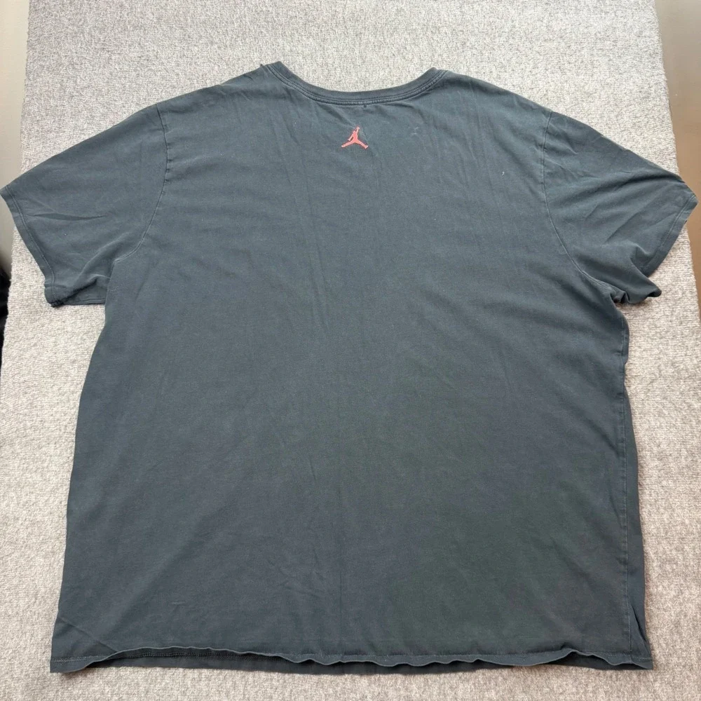 Jordan graphic shirt